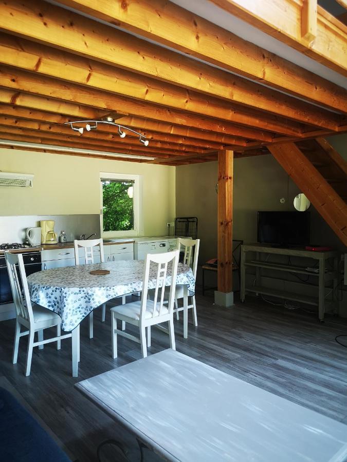 Gite Les Hunieres Fourneville Экстерьер фото